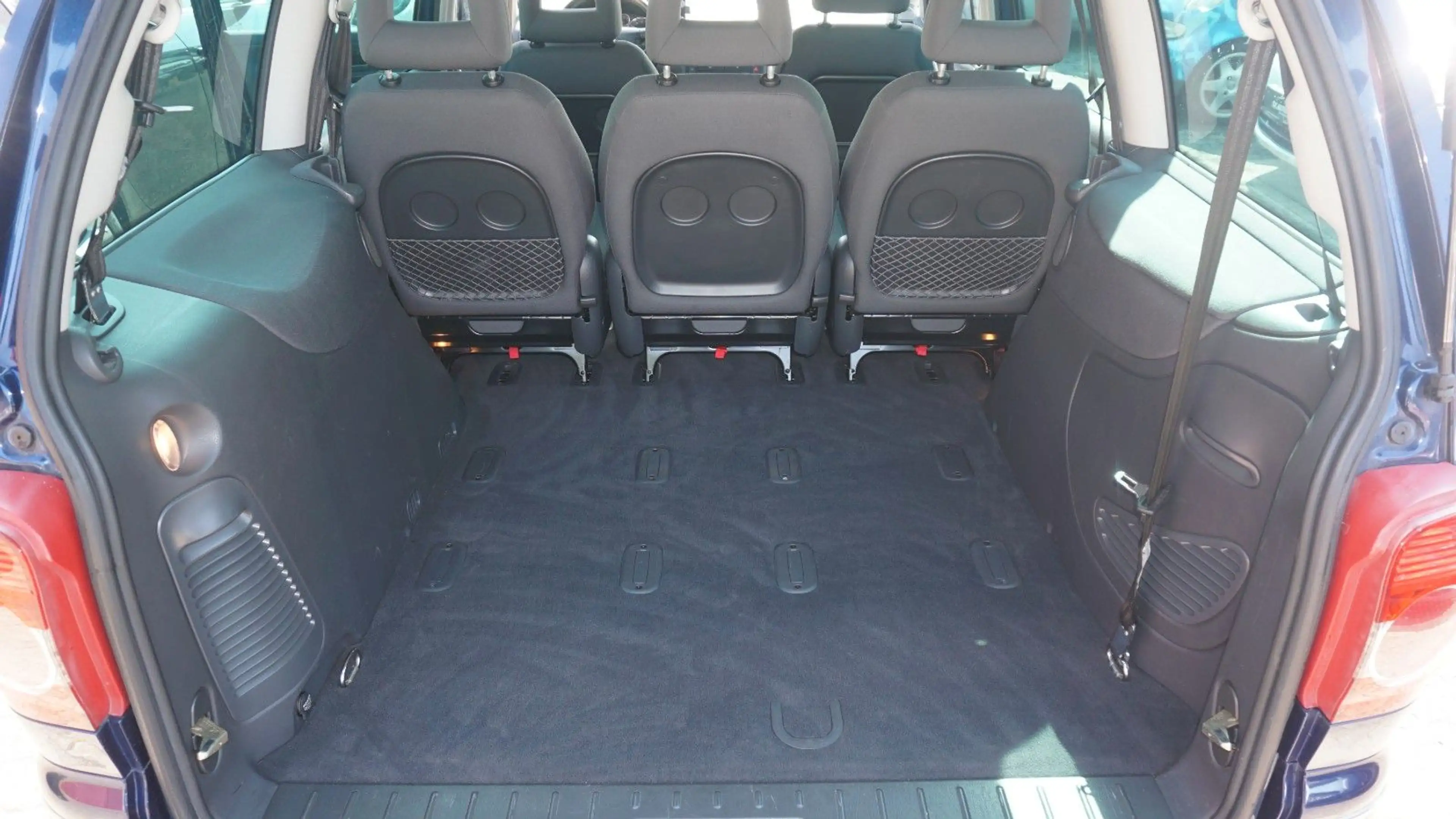 Volkswagen Sharan 1.9TDI Trendline AUTOMATIK*NAVI*SHZ*PDC!! — photo 12