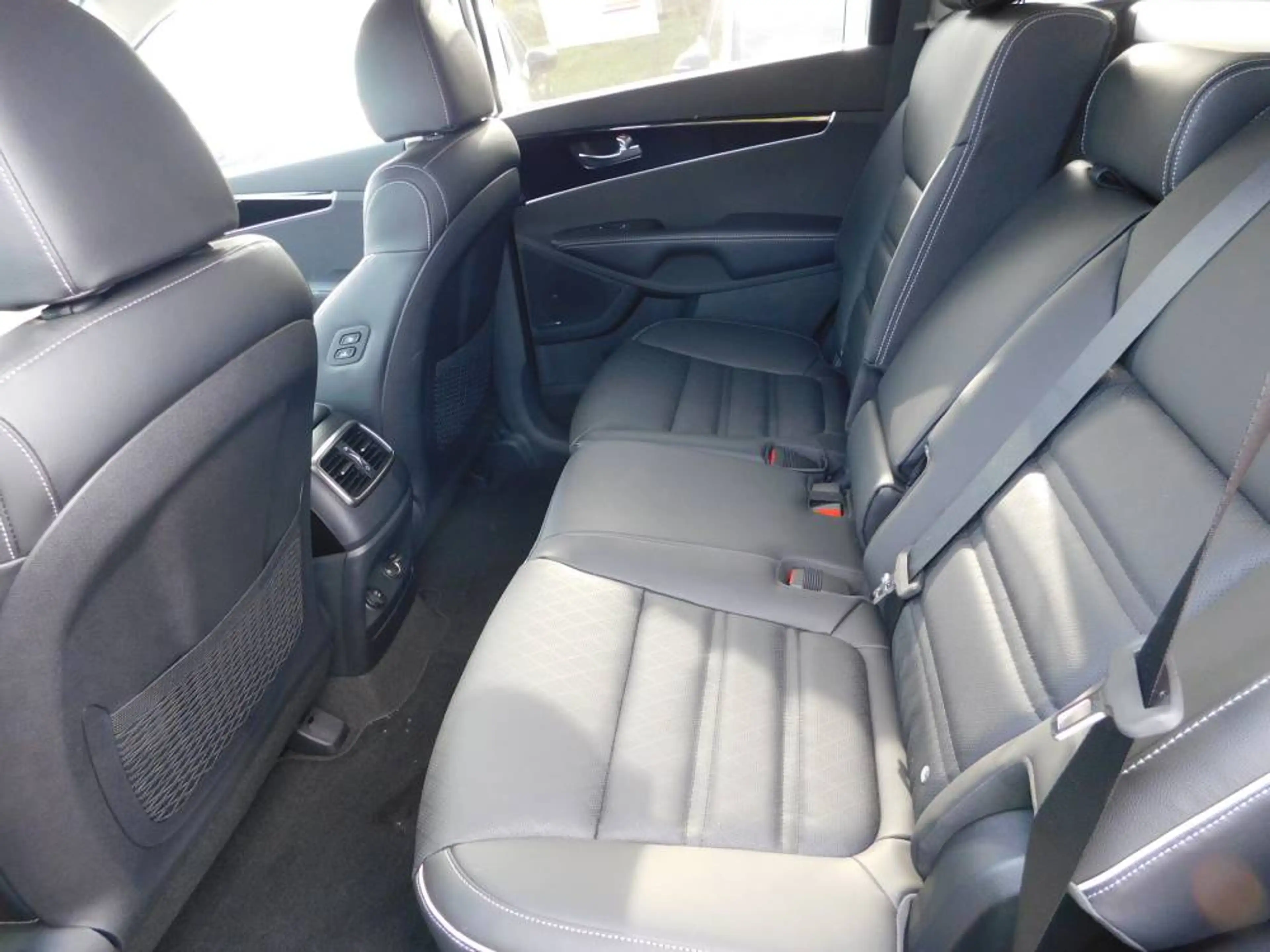 Kia Sorento SORENTO 2.2D AWD AT GTL PRE GD — photo 5