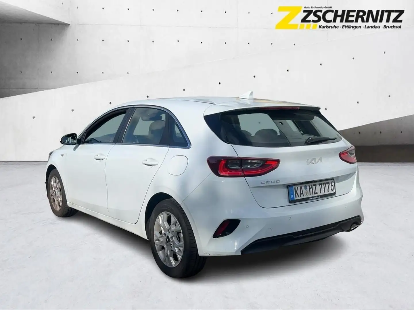 Kia Ceed / cee'd Ceed 1.5 T-GDI Vision *Kamera*Navi*Sitzheizung* Weiß - 2