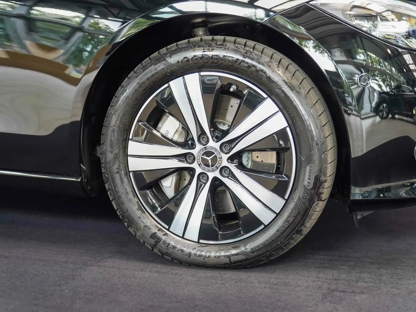 Mercedes-Benz C 300 C 300 e T AVANTGARDE Pano Fahrassistenz Memo DAB Schwarz - 2