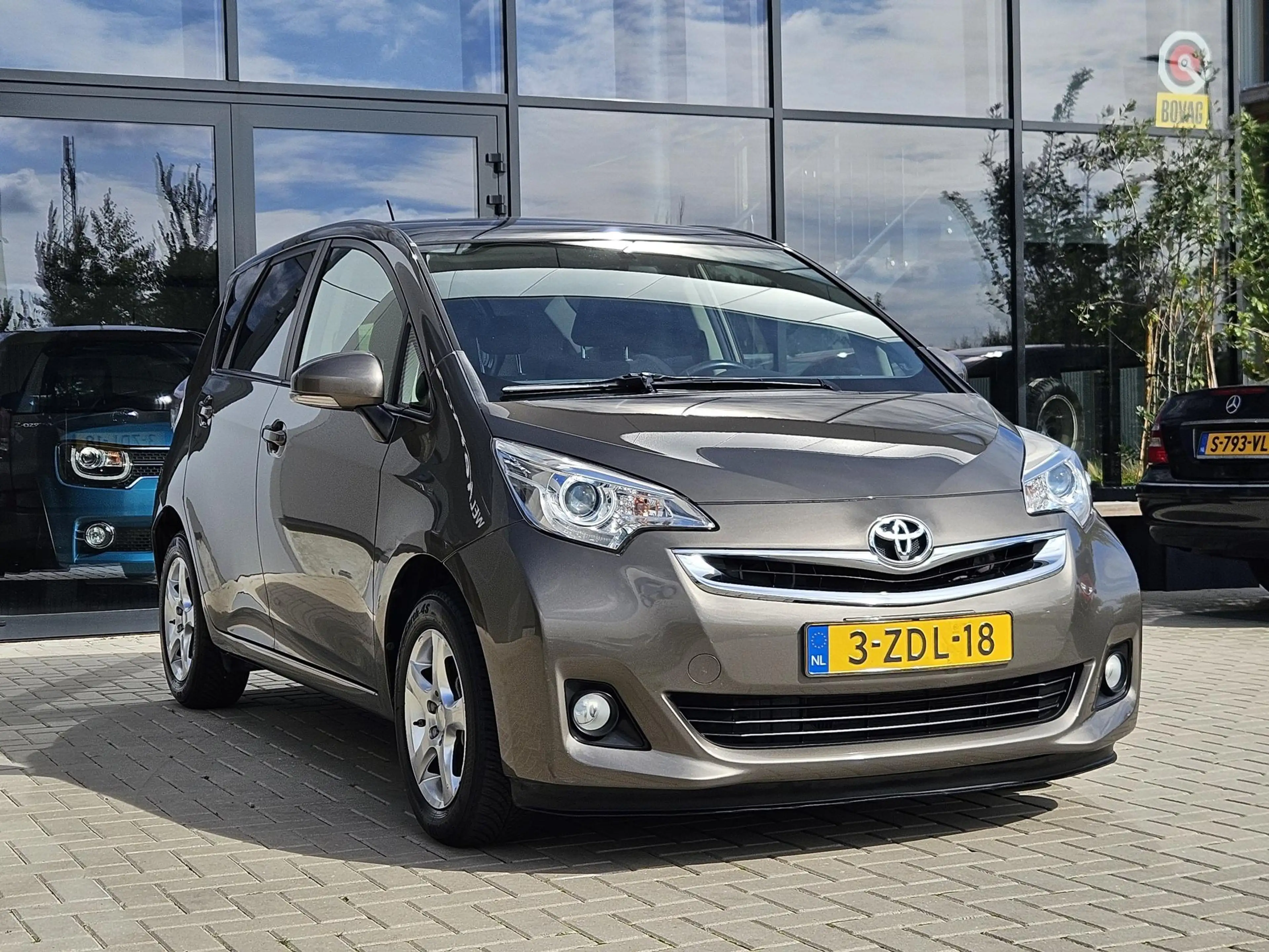 Toyota Verso-S 1.3 VVT-i Trend Automaat Panodak Cam 1e eig NL-aut — photo 4