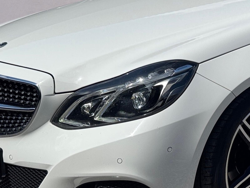 Mercedes-Benz E 220 AMG Line AHK LED Speedtronic — photo 11