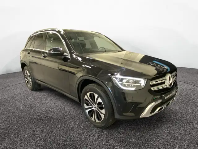 Mercedes-Benz GLC 300 e 4MATIC