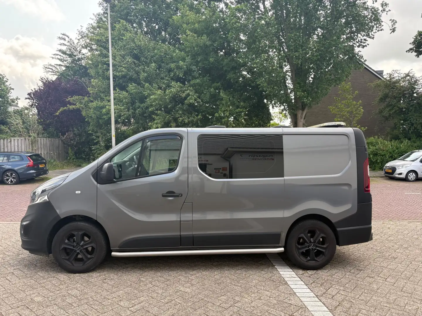 Opel Vivaro 1.6 CDTI L1H1 Sport EcoFlex Navi Leer - 2