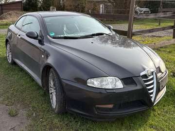 GT Coupe 2.0 JTS Top Ausstattung Mortorschaden !!!