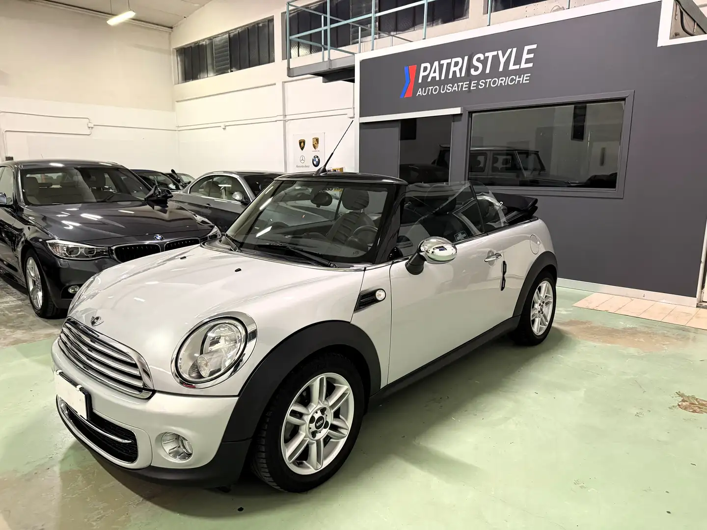 MINI Cooper D Cabrio Mini III R57 2007 Cabrio 1.6 112cv Gri - 1