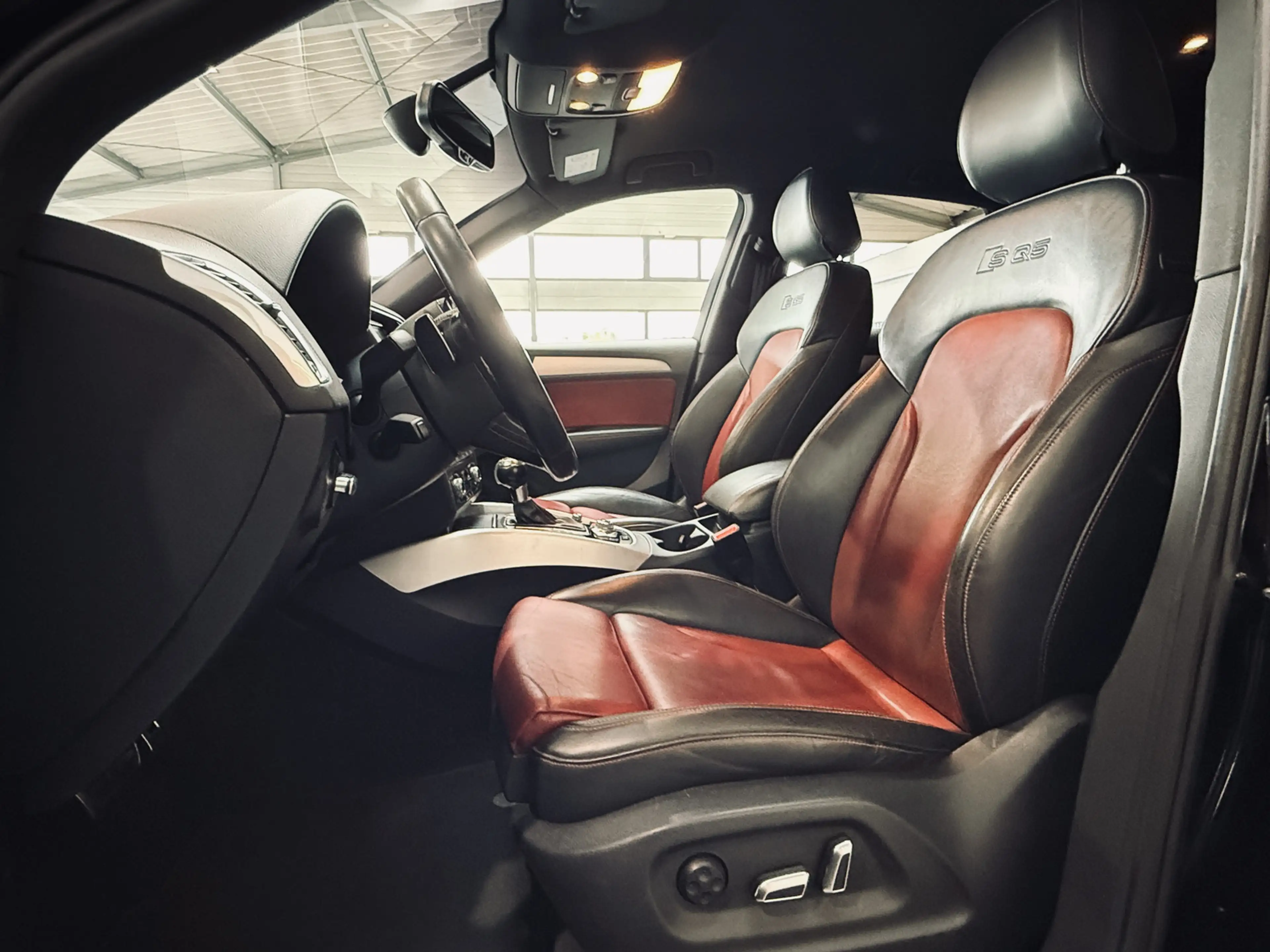 Audi SQ5 3.0 TDI quattro NAVI|TEMPOMAT|PDC|SHZ — photo 9