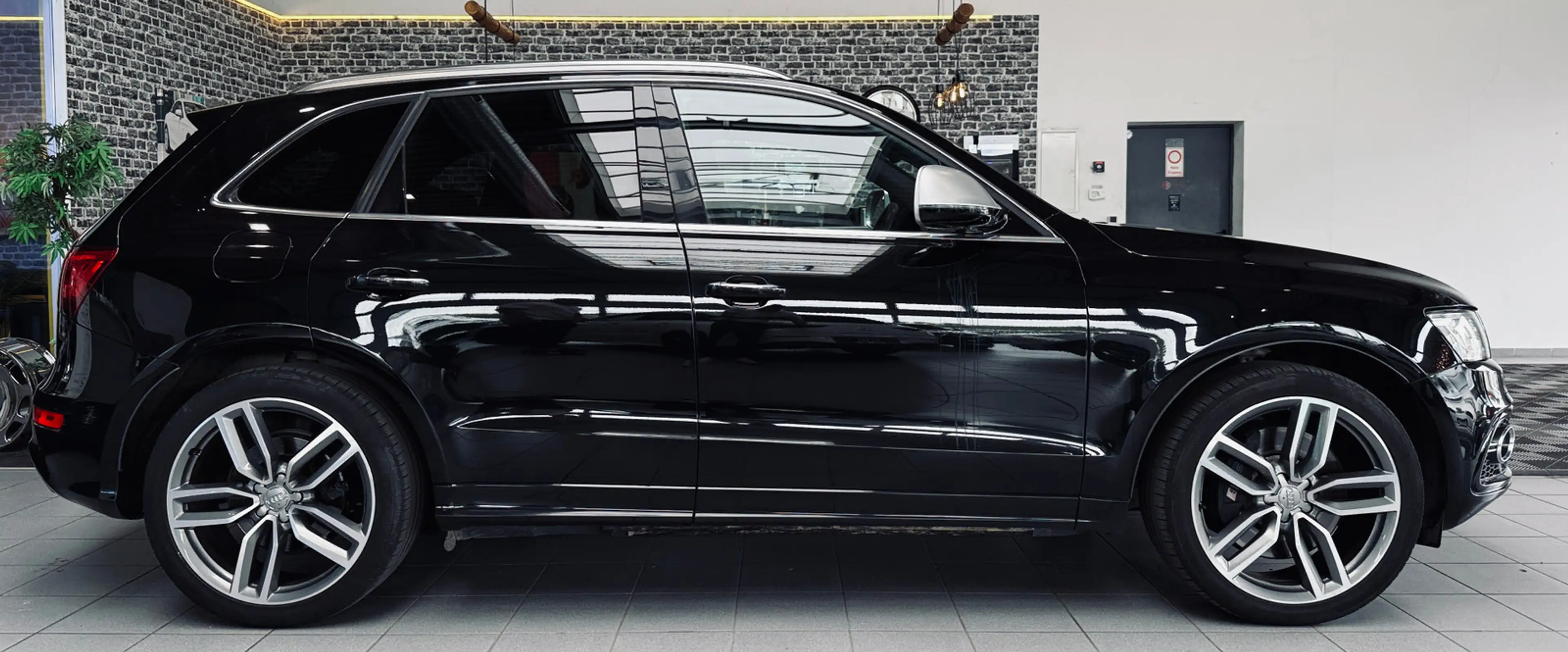 Audi SQ5 3.0 TDI quattro NAVI|TEMPOMAT|PDC|SHZ — photo 4