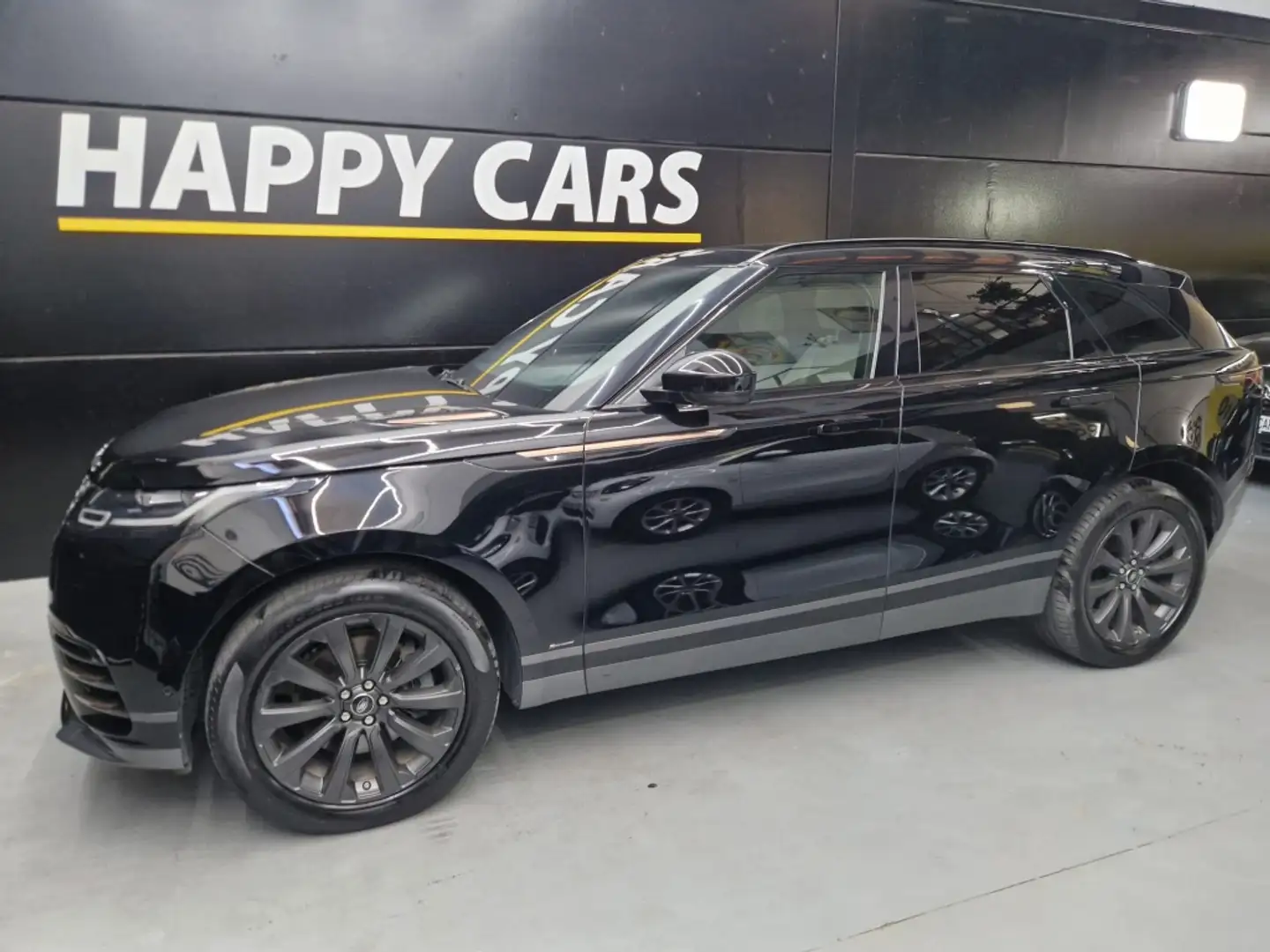 Land Rover Range Rover Velar 3.0D R-Dynamic S 4WD Aut. 300 Negro - 1