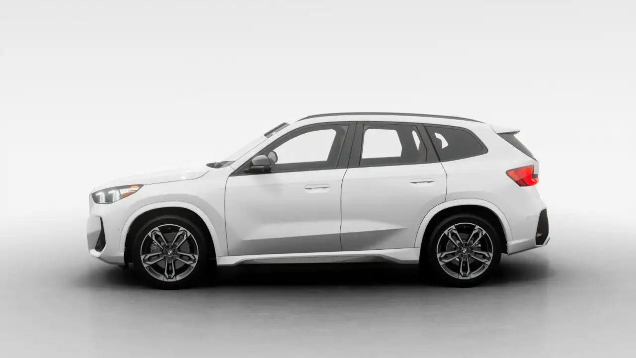 BMW X1 снимка BMW X1