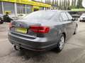 Volkswagen Jetta Grau - thumbnail 4