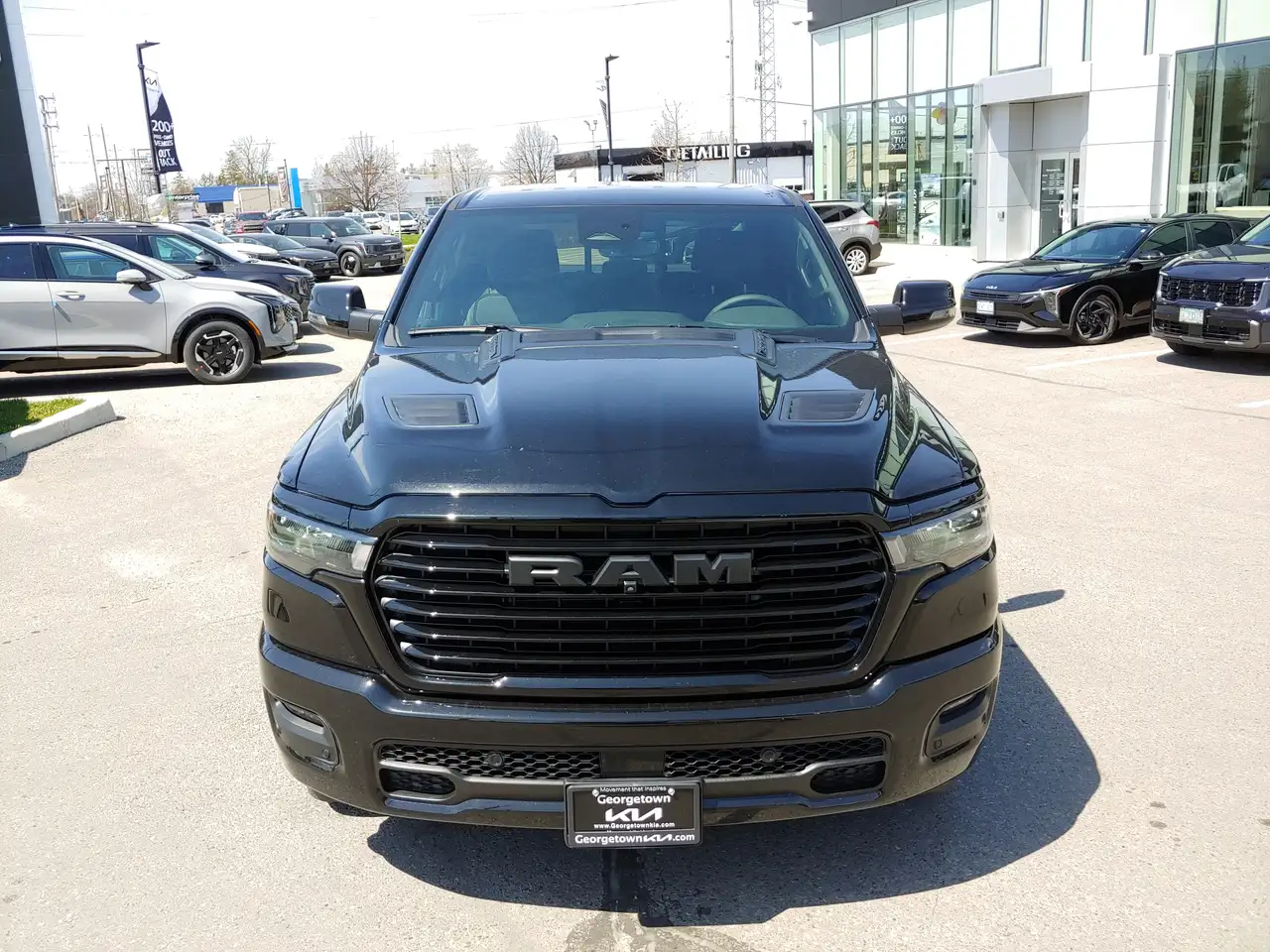 RAM 1500 снимка RAM 1500