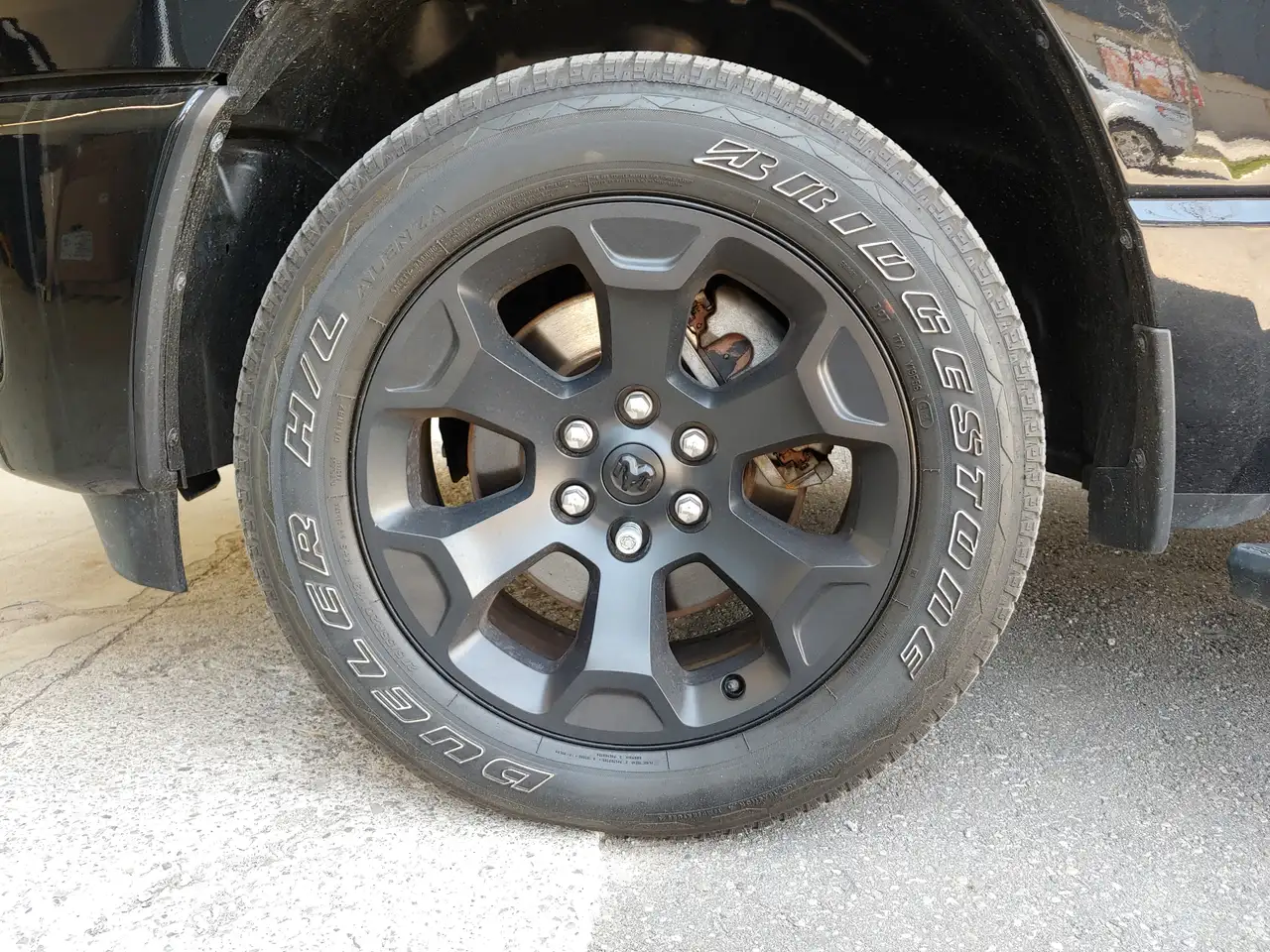 RAM 1500 снимка RAM 1500
