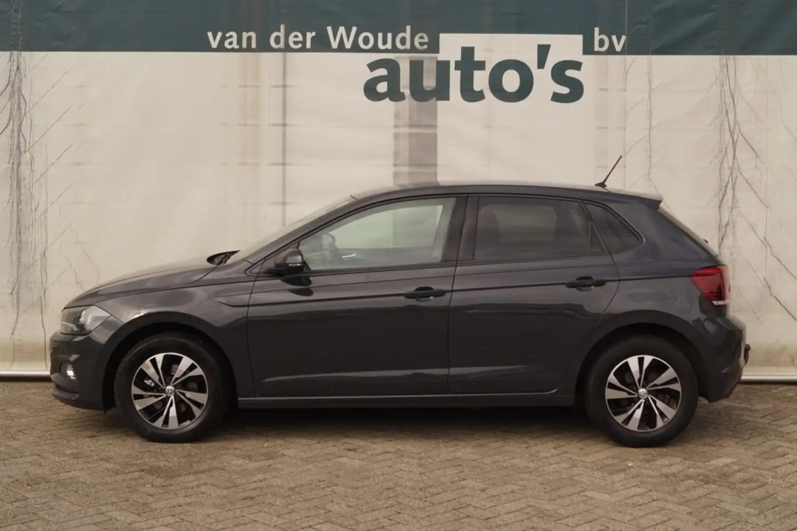 Volkswagen Polo 1.6 TDI DSG Comfortline -ECC-PDC-ACC-CARPLAY- Gris - 1