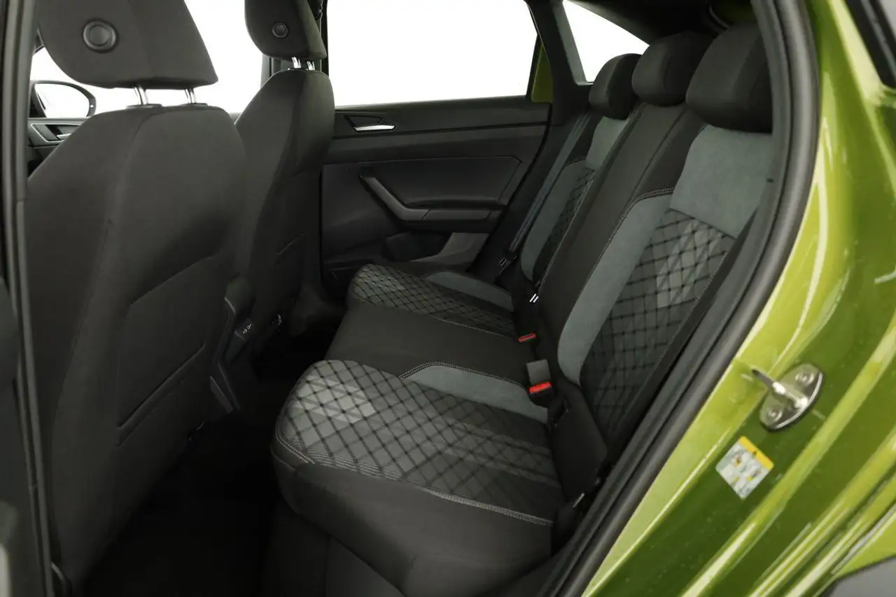 Volkswagen Taigo 1.5 TSI DSG R-Line, Navi, AHK, Matrix, Kamera, ACC 12