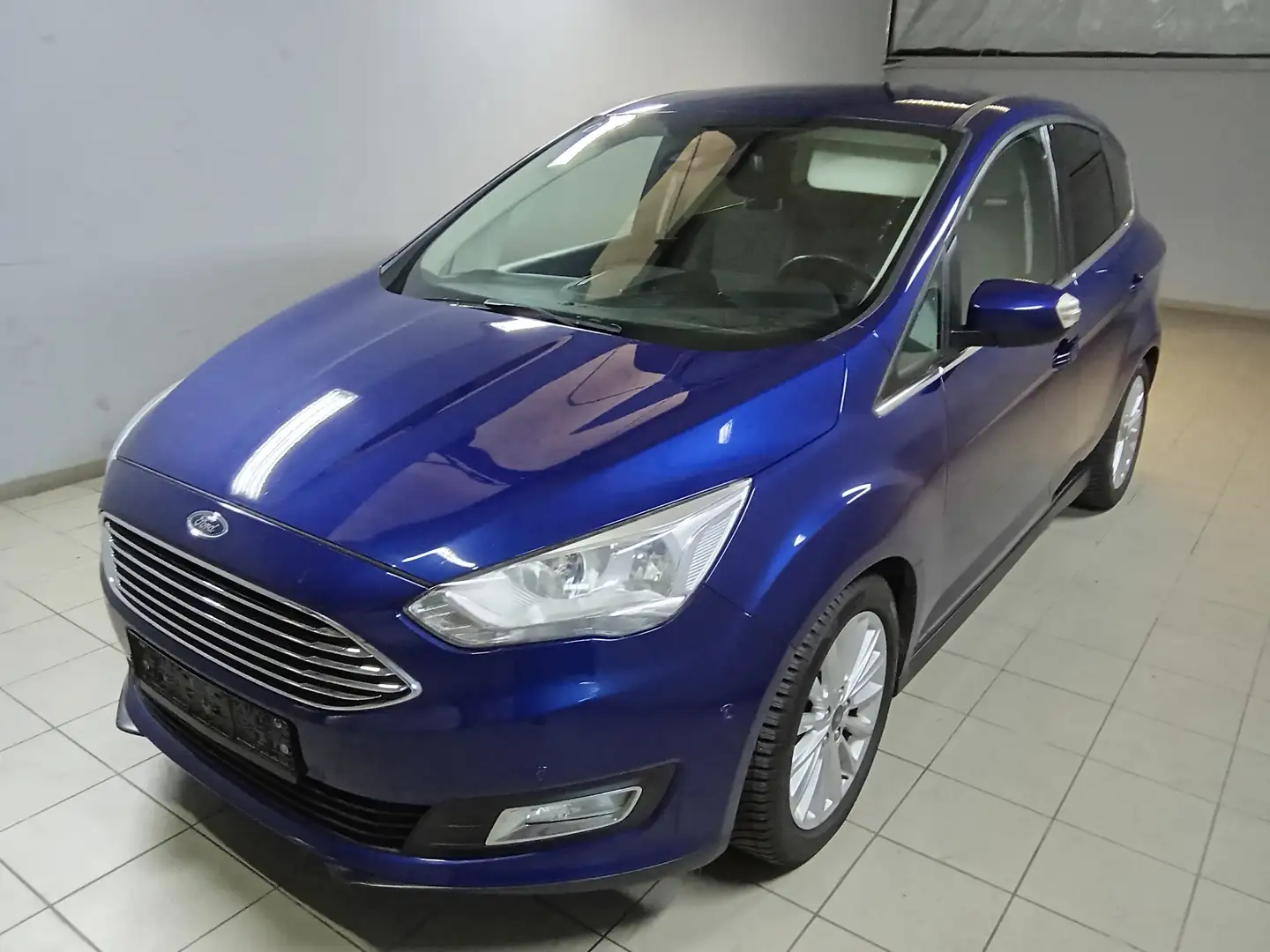 Ford C-Max Titanium Blau - 1