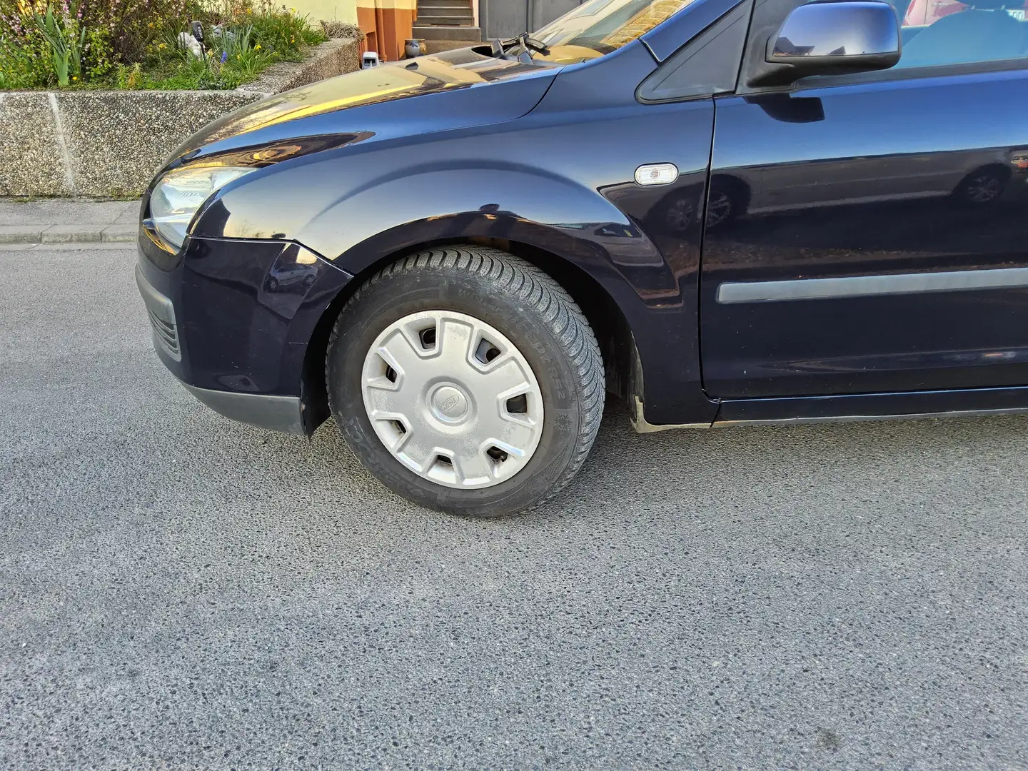Ford Focus Fun X/TÜV-AU NEU / TOP Blau - 2