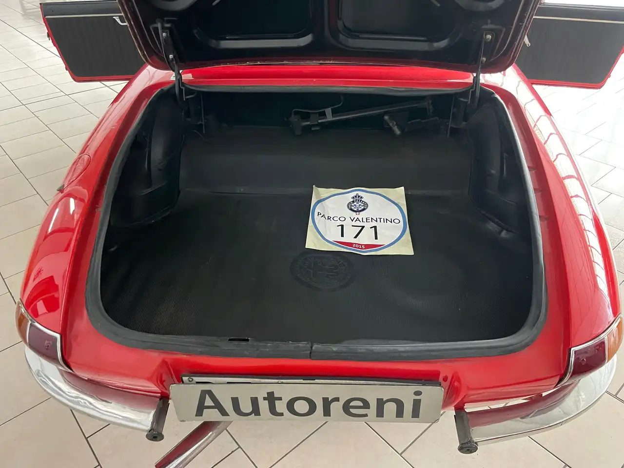 Alfa Romeo Spider 1750 DUETTO OSSO DI SEPPIA, foto 8