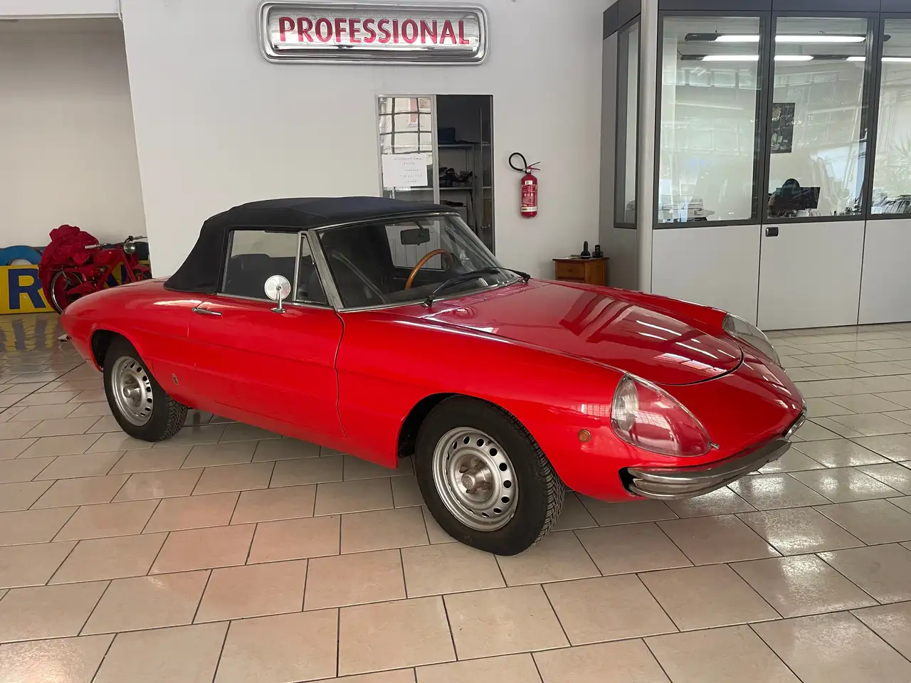 Alfa Romeo Spider 1750 DUETTO OSSO DI SEPPIA, foto 6