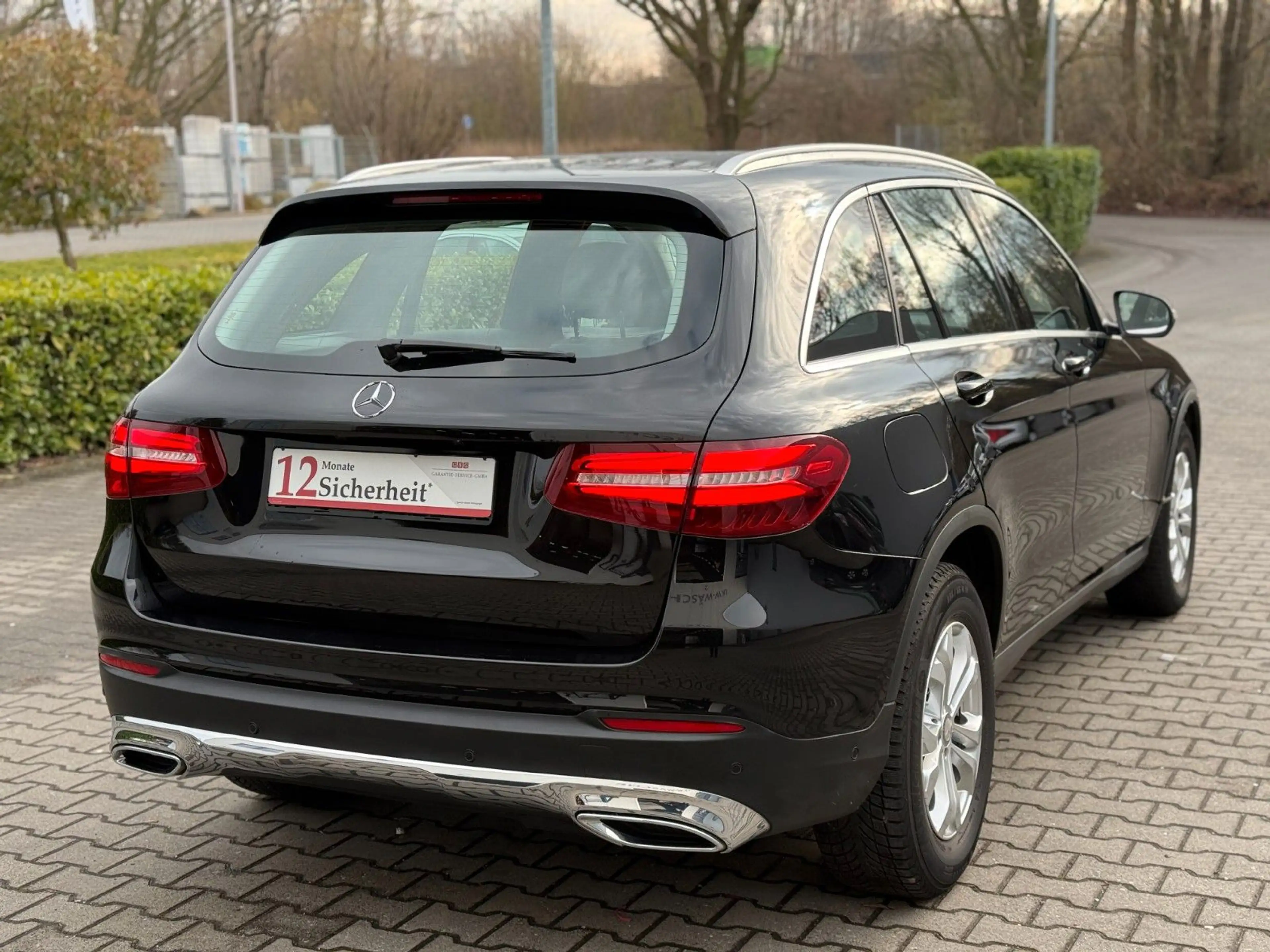 Mercedes-Benz GLC 220 d 4Matic Garantie*1.Hand*360 Kamera* — photo 11