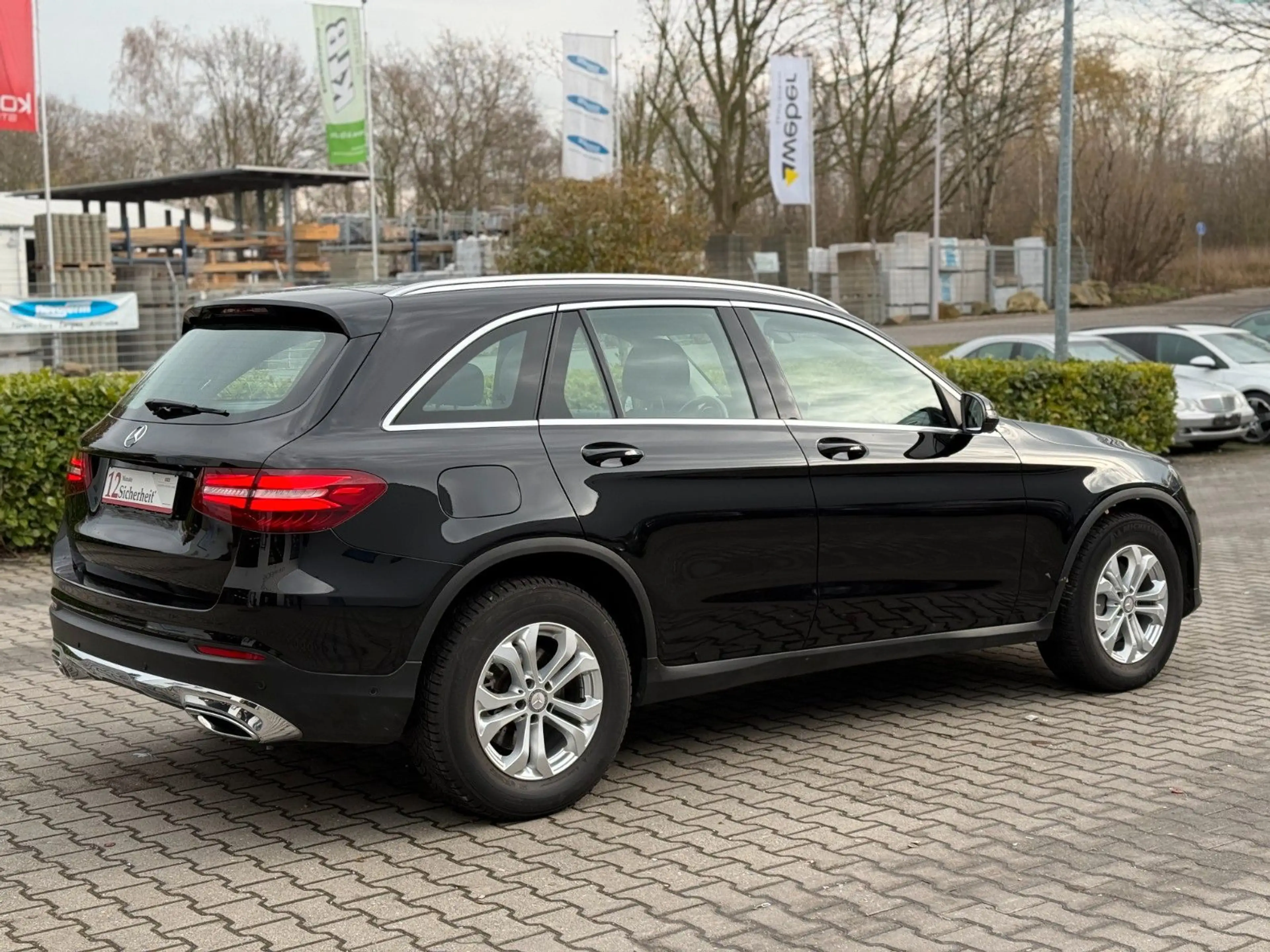 Mercedes-Benz GLC 220 d 4Matic Garantie*1.Hand*360 Kamera* — photo 12