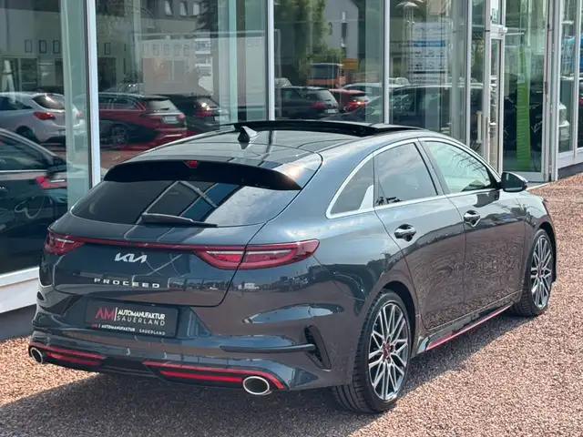 Kia Proceed view 13