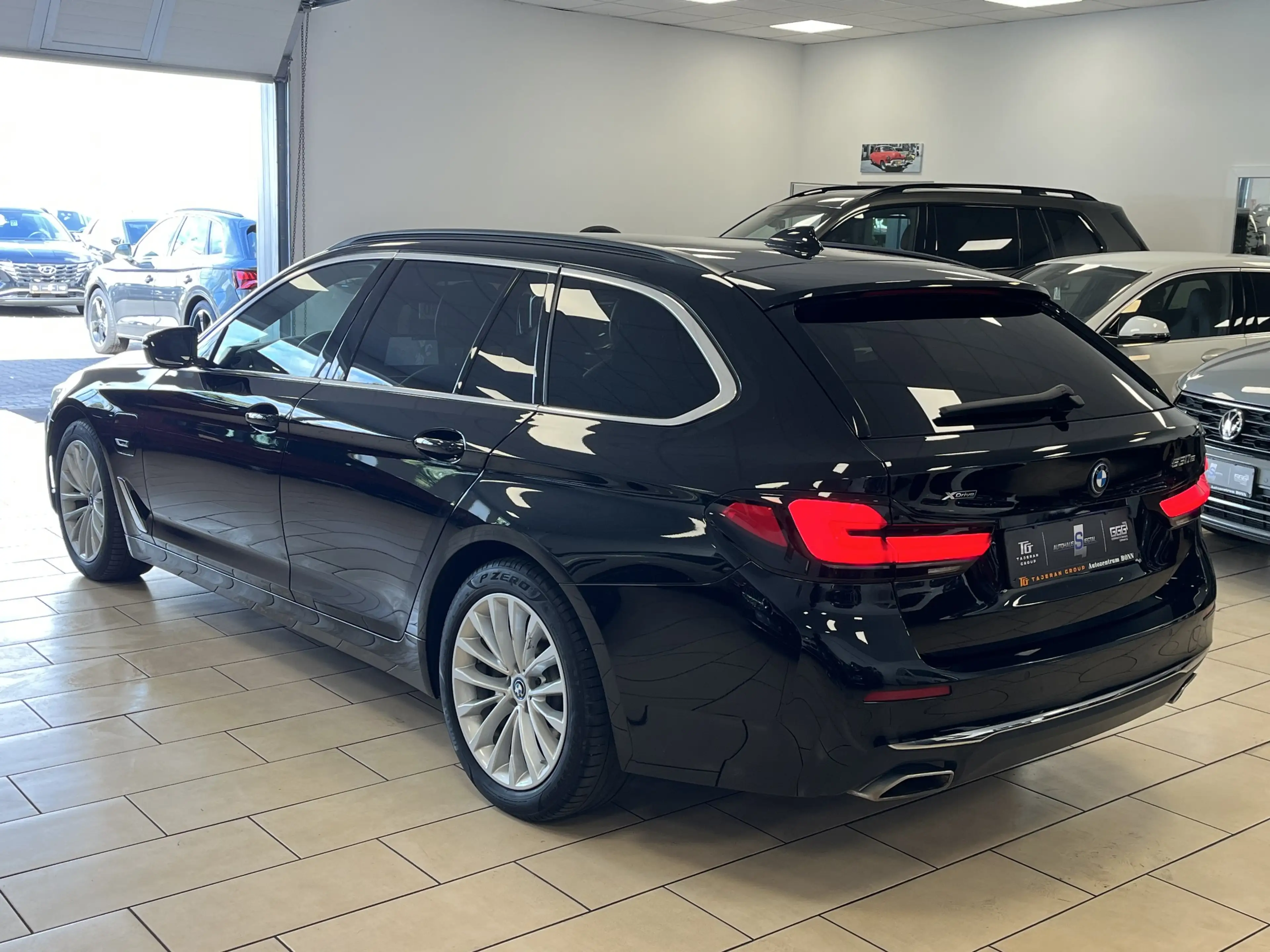 BMW 530 e xDrive Luxury-Line Navi*Leder*LED*CarPlay — photo 8