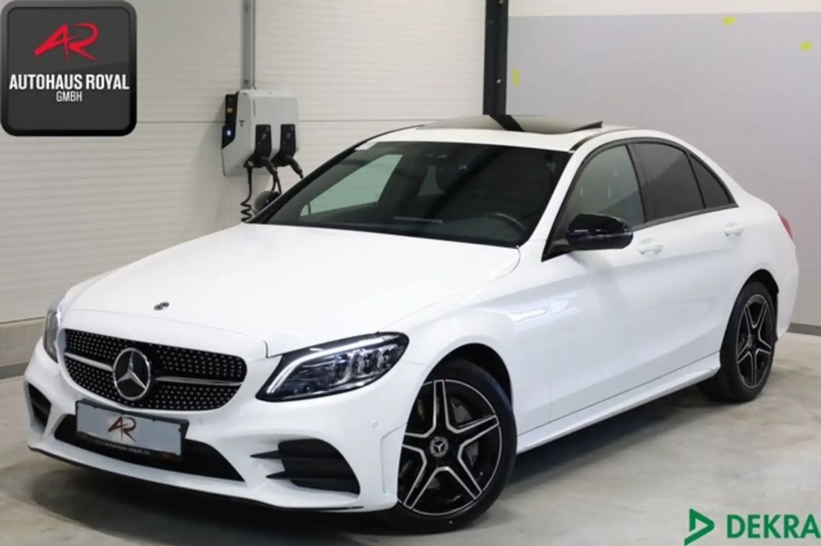 Mercedes-Benz C 300 d 4M AMG NIGHT MULTIBEAM,DISTRO,SPURPAKET Білий - 1