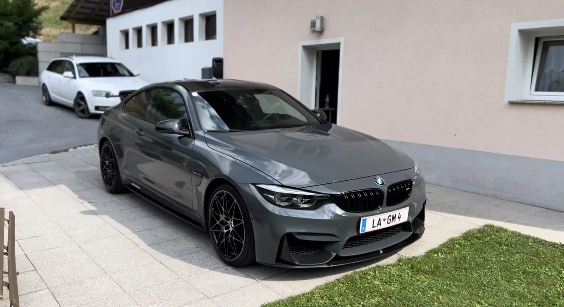 BMW M4 Performance Edition - 1