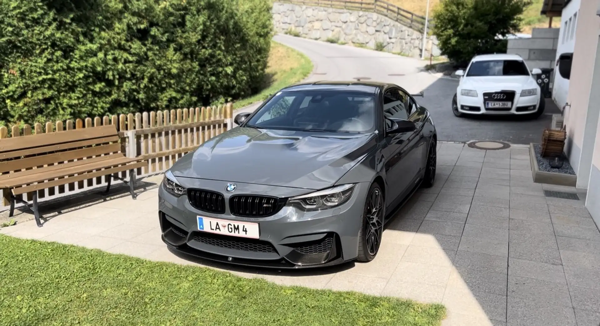 BMW M4 Performance Edition - 2