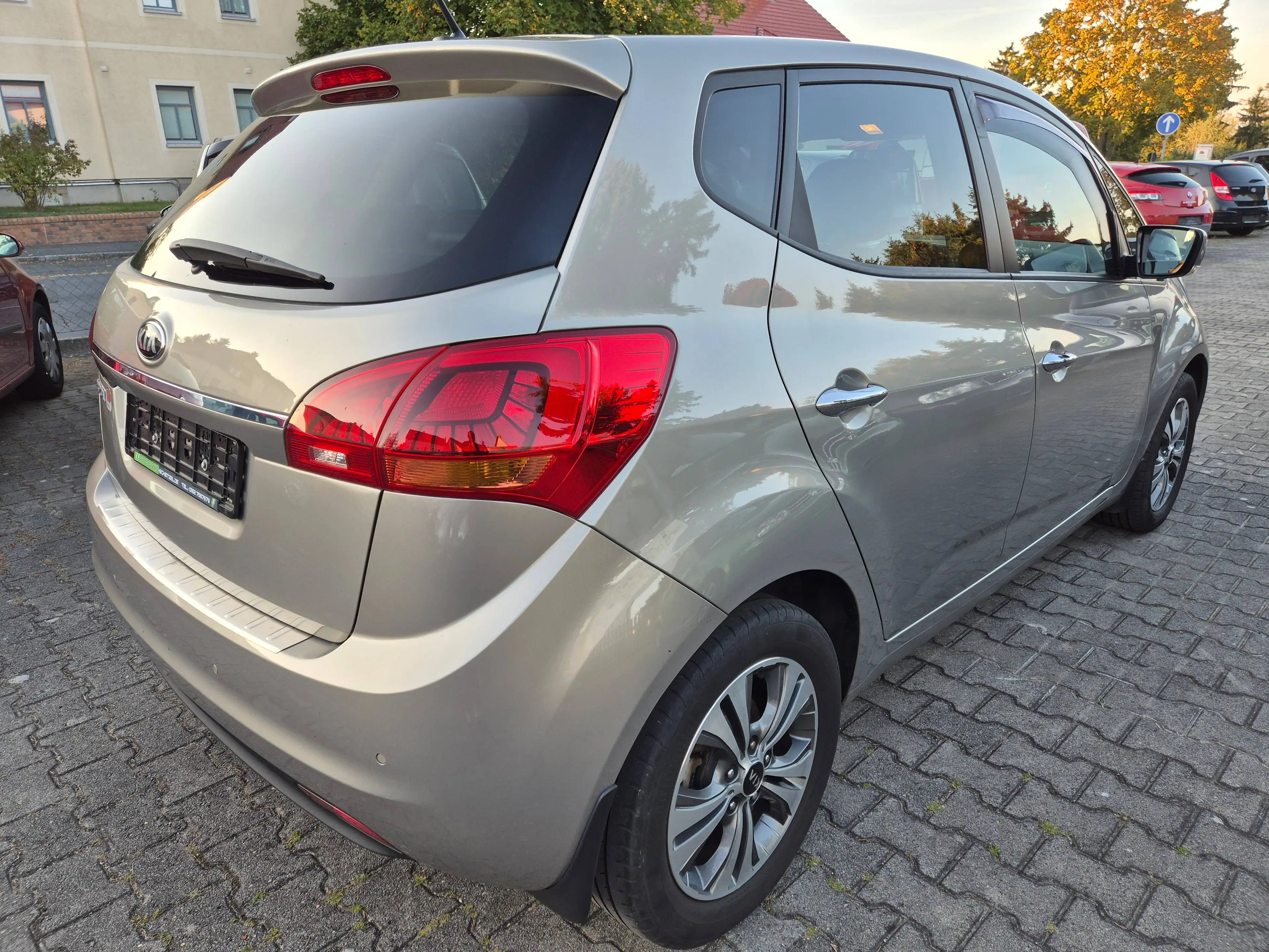 Kia Venga *Automatik*erst95tkm*Navi*Kamera*Sitzheizg*AHK*Scheckheft*erhöhter Einstieg*TOP* — photo 5