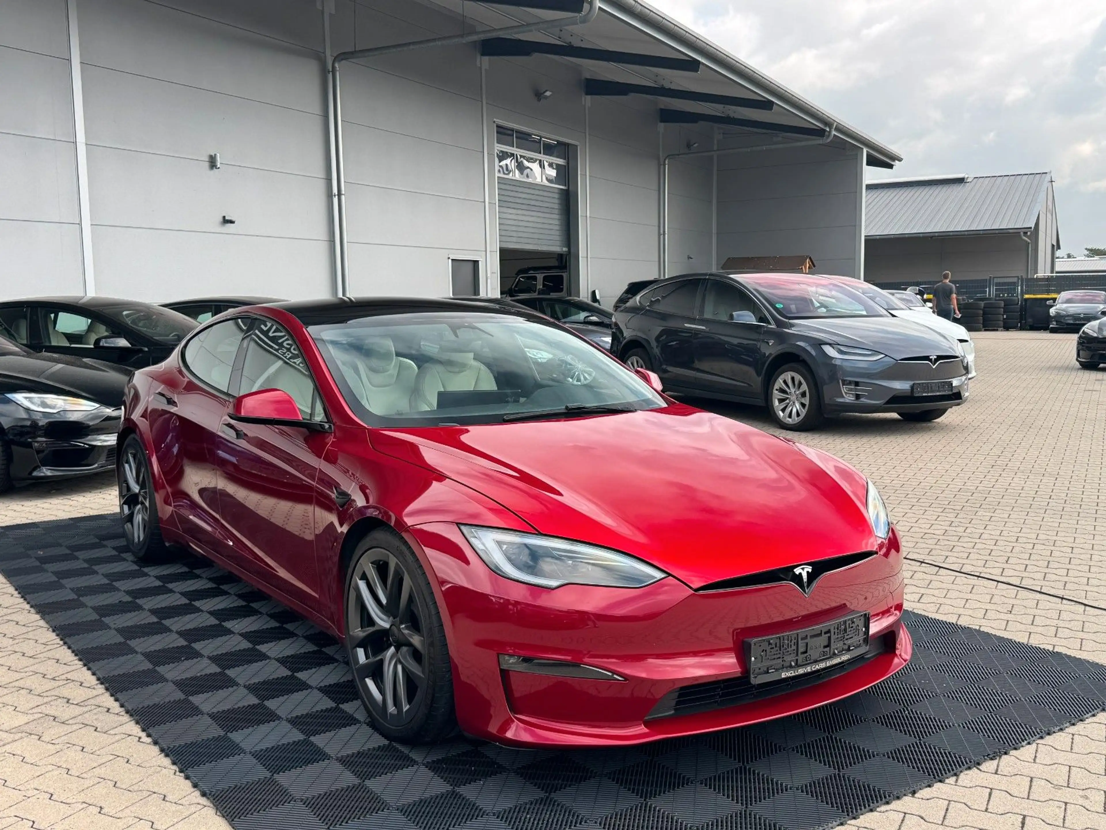 Tesla Model S MODEL S PALLADIUM | FULL SELF DRIVE 4| ULTRA RED — photo 10