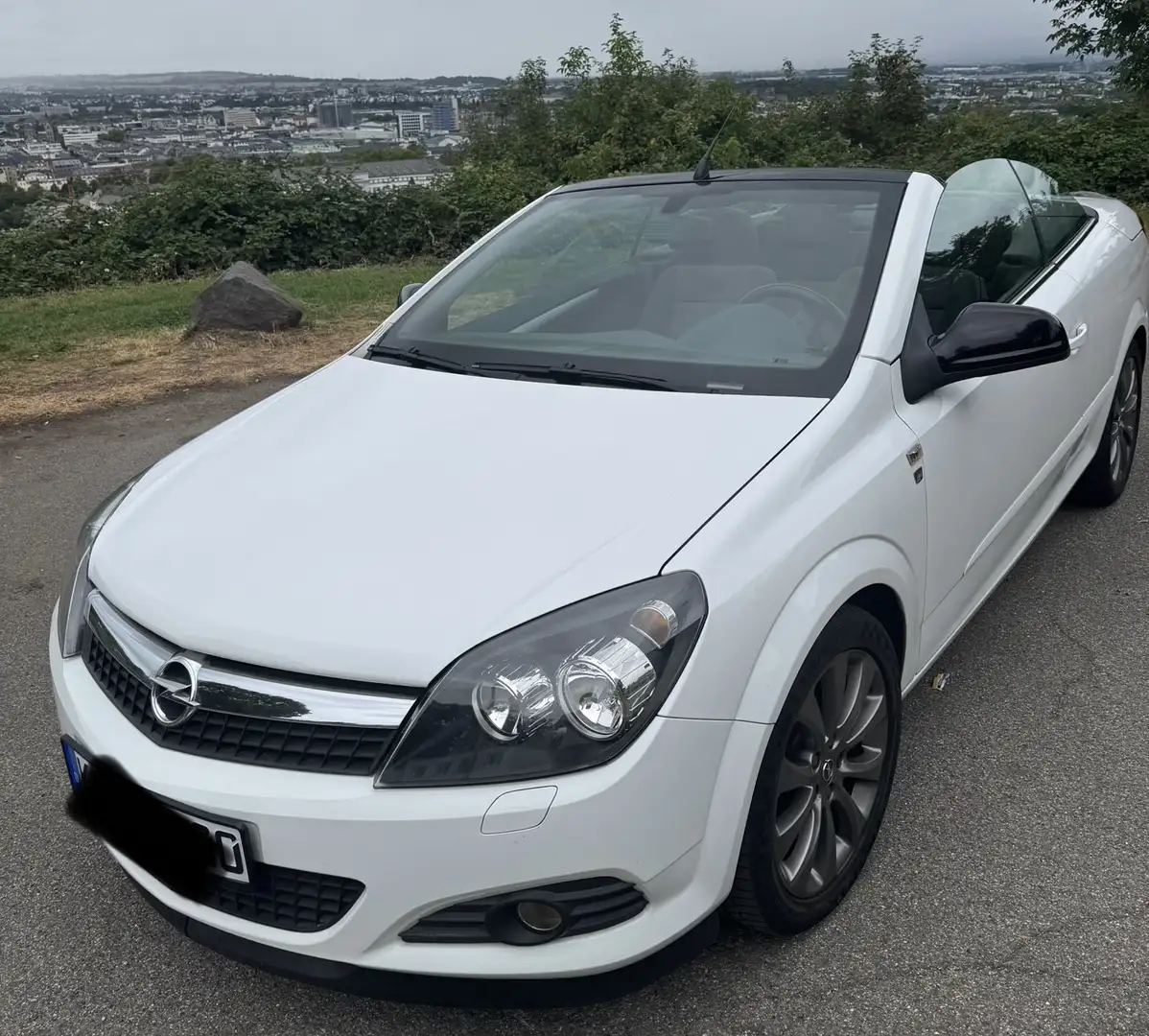 Opel Astra Edition "111 Jahre" Weiß - 1