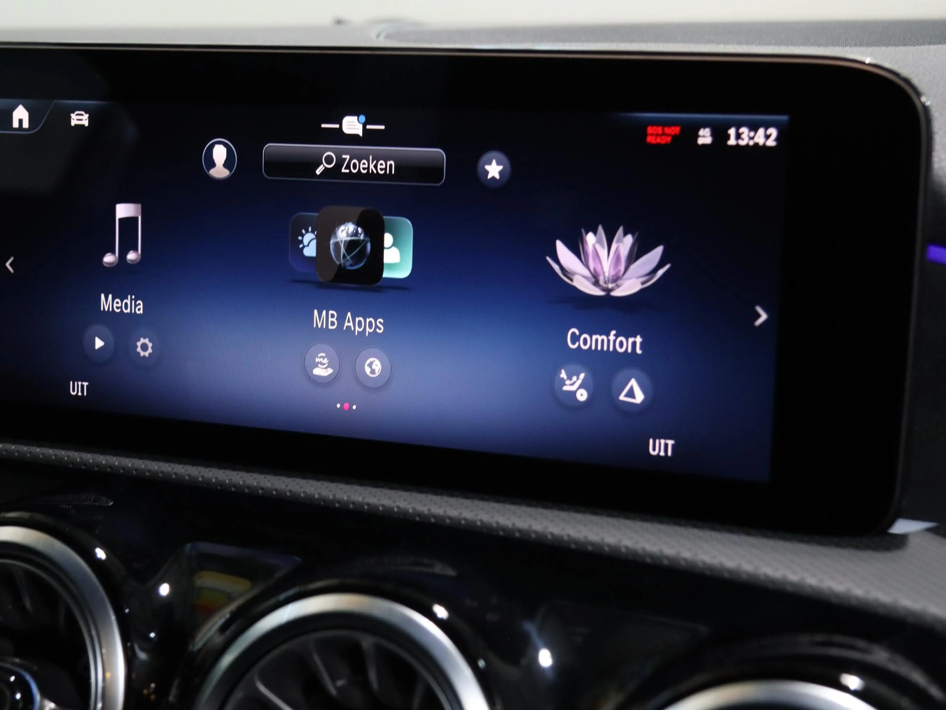 Mercedes-Benz A 250 250e Business Solution AMG | Panoramaschuifdak | P — photo 11