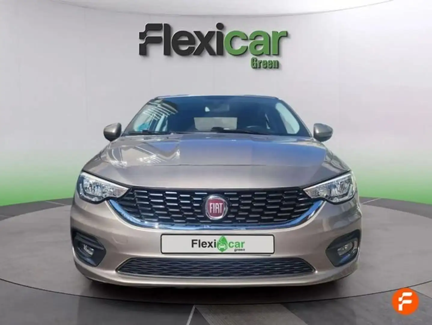 Fiat Tipo 1.4 16v Lounge 70kW (95CV) gasolina Beige - 2