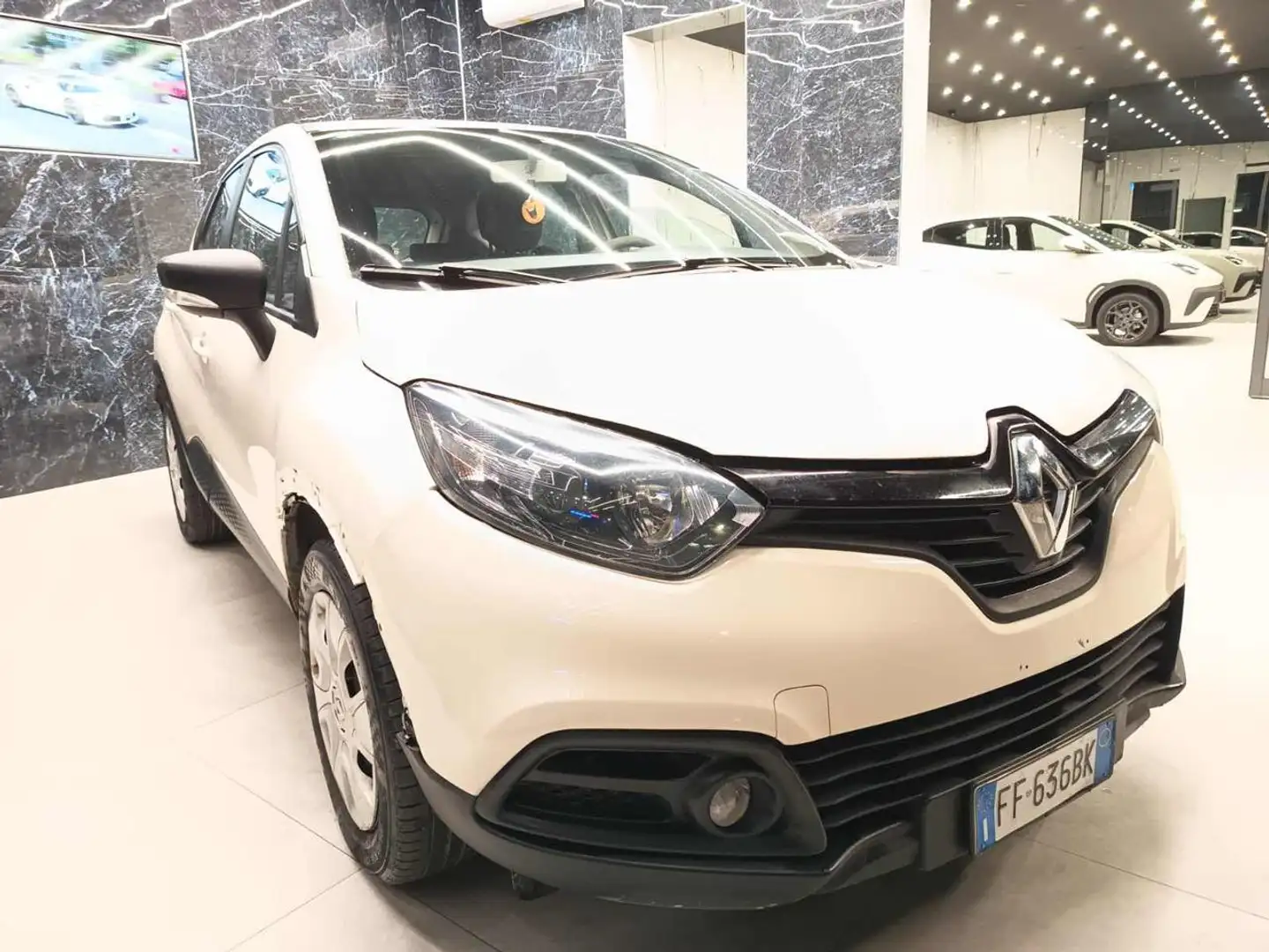 Renault Captur dCi 8V 90 CV EDC Start&Stop Energy Hypnotic Beige - 2