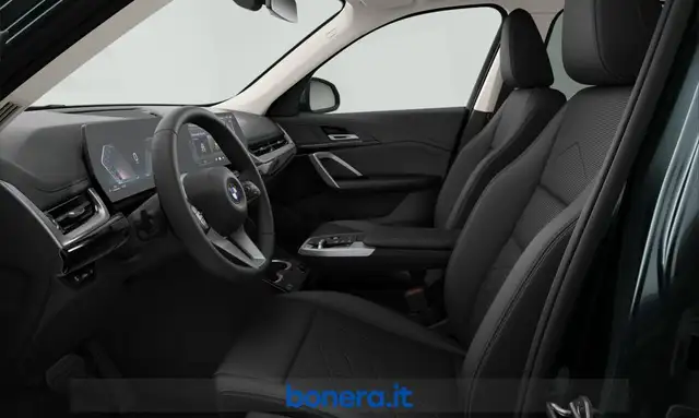 BMW X1 view 4