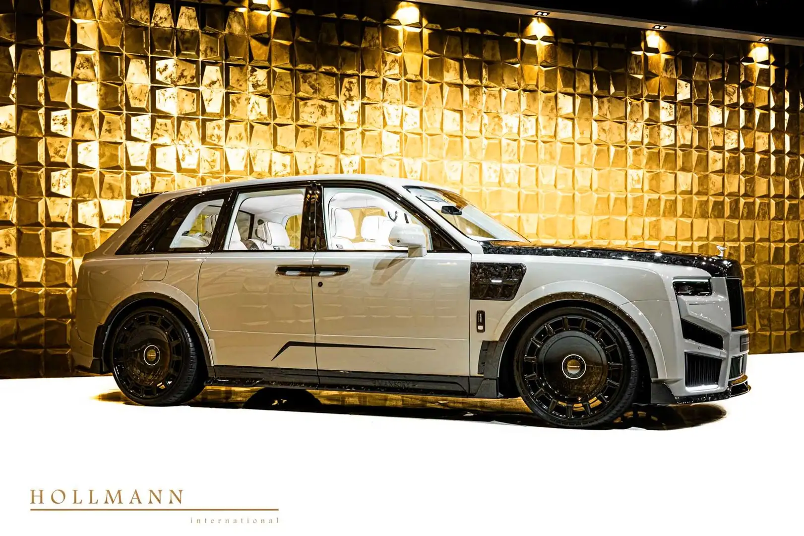 Rolls-Royce Cullinan +SERIES II+ by MANSORY Grau - 2