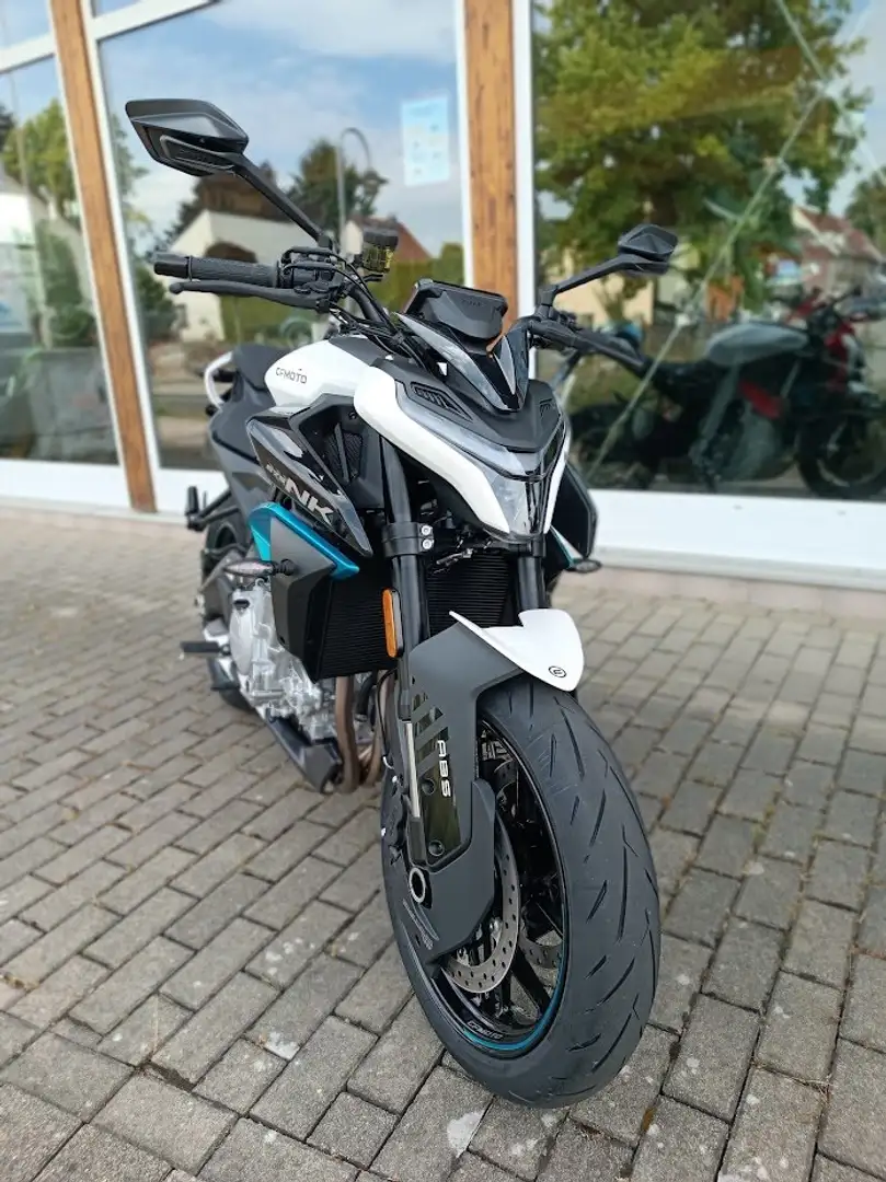 CFMOTO 675NK 3-Zylinder Wit - 2