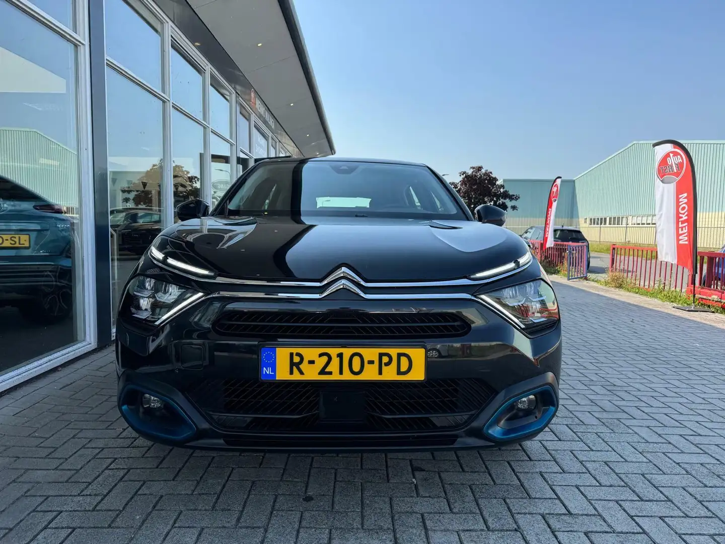 Citroen E-C4 Electric Feel Edition 50 kWh|Navi|Cruise|Apple carplay| Schwarz - 2