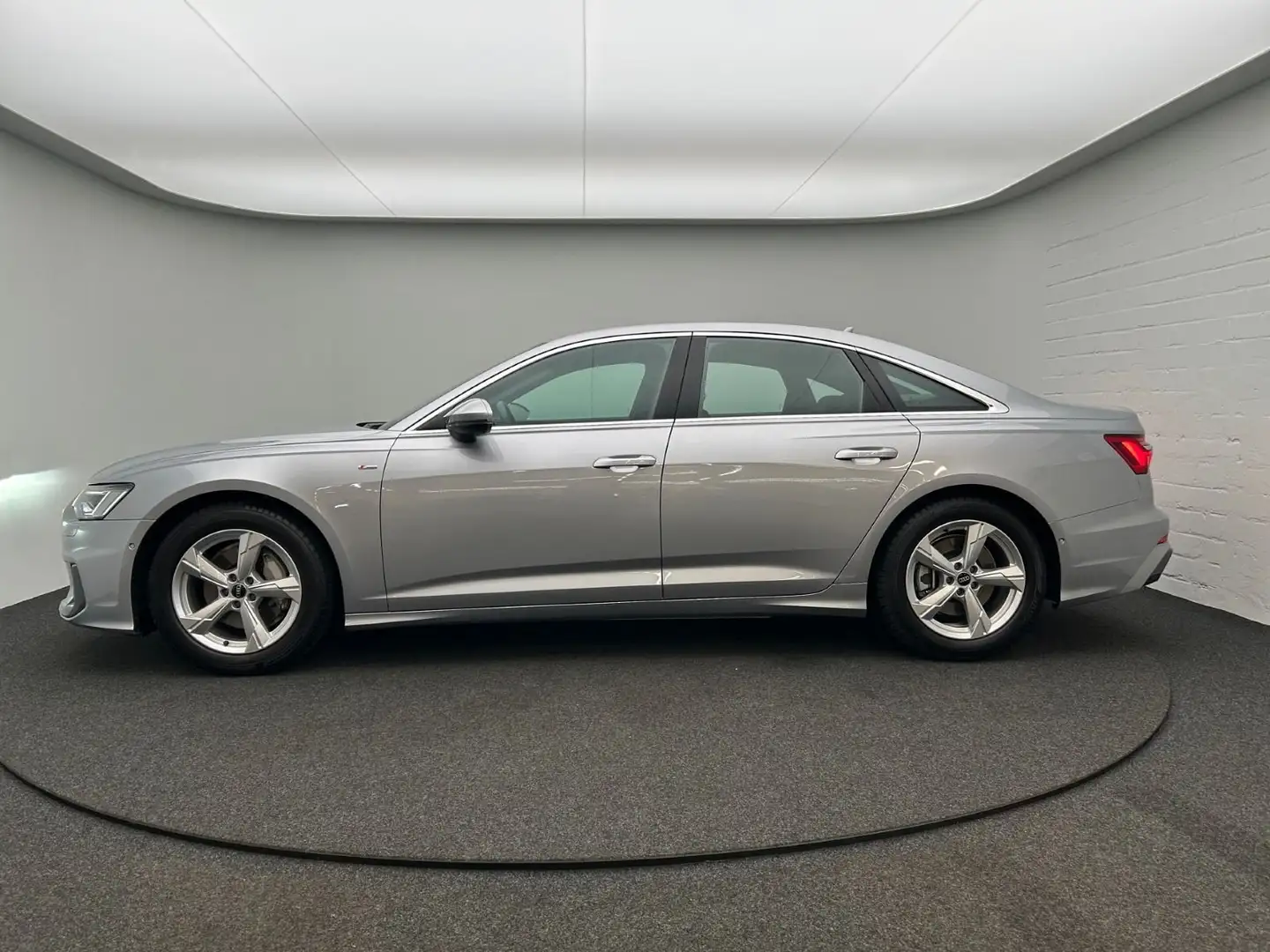 Audi A6 45 TFSI qu S line S tro*Matrix*Virt Silber - 2