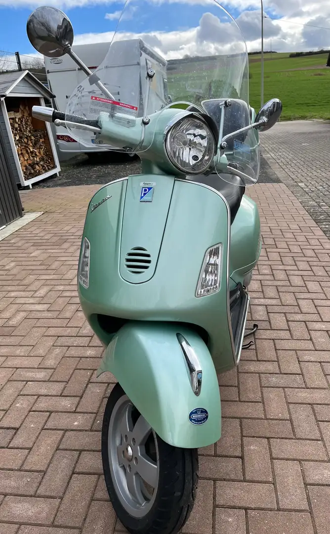 Vespa 125 GT Vert - 2