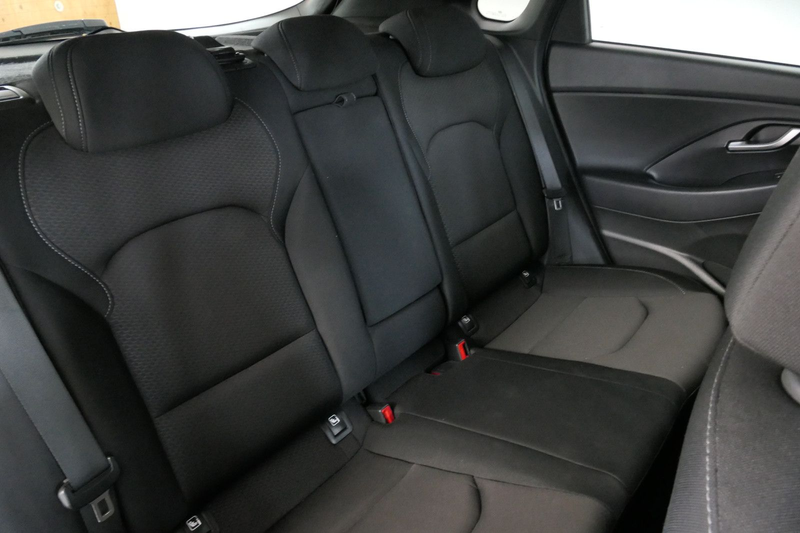 Hyundai i30 Intro *LED*NAV*KAM*PDC*SHZ*TEL*KLIMA* — photo 10