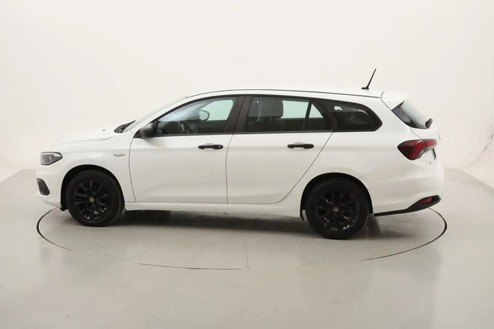 Fiat Tipo SW Street 1.3 Diesel 95CV Bianco - 2