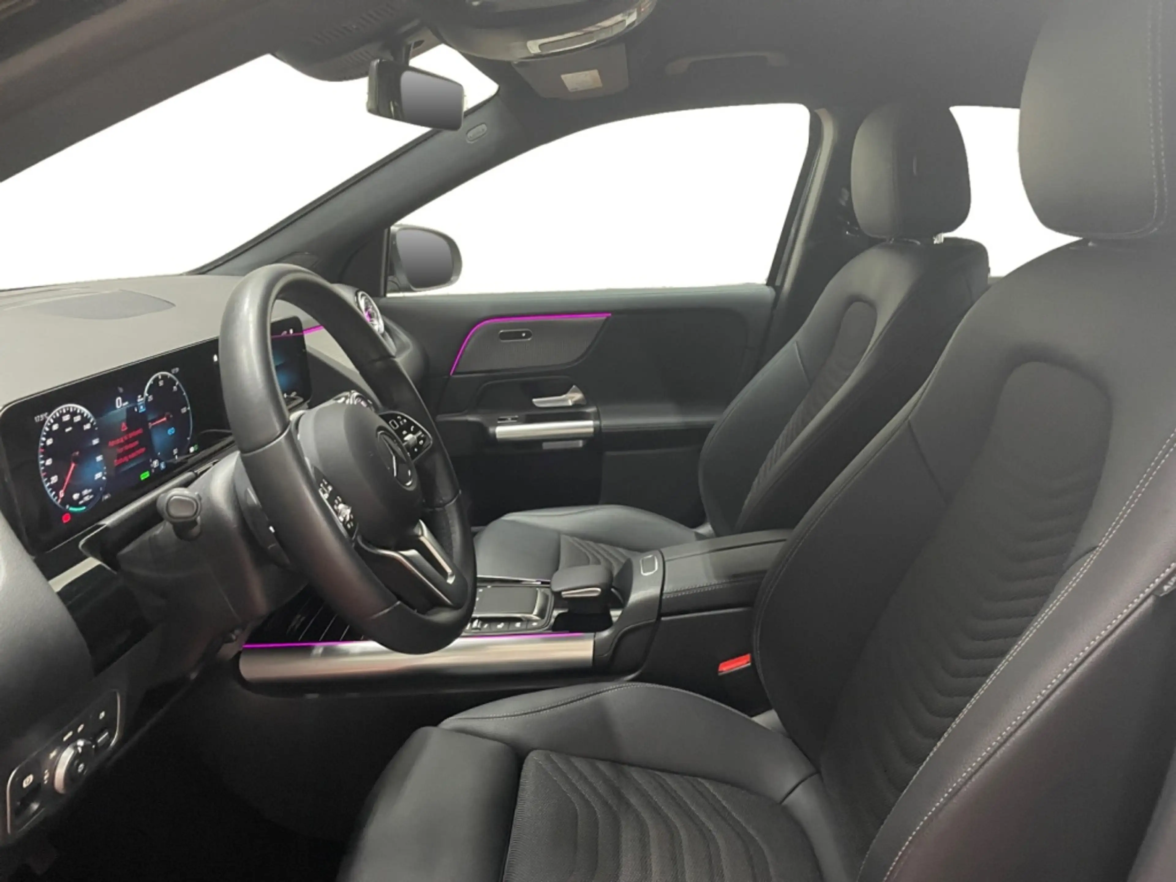 Mercedes-Benz EQA 300 4matic Progressive AMG+MBUX+Progressive — photo 9