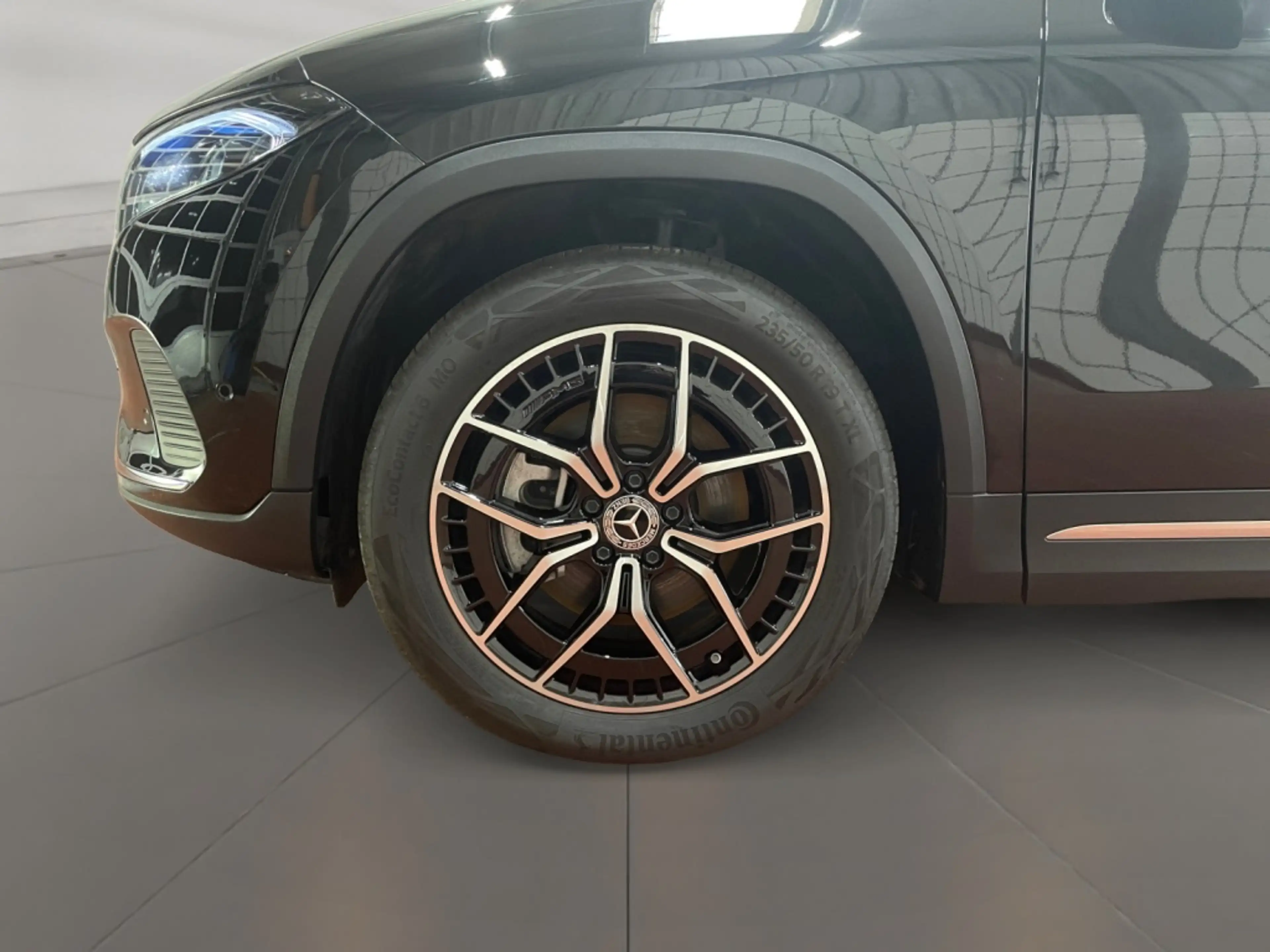 Mercedes-Benz EQA 300 4matic Progressive AMG+MBUX+Progressive — photo 8