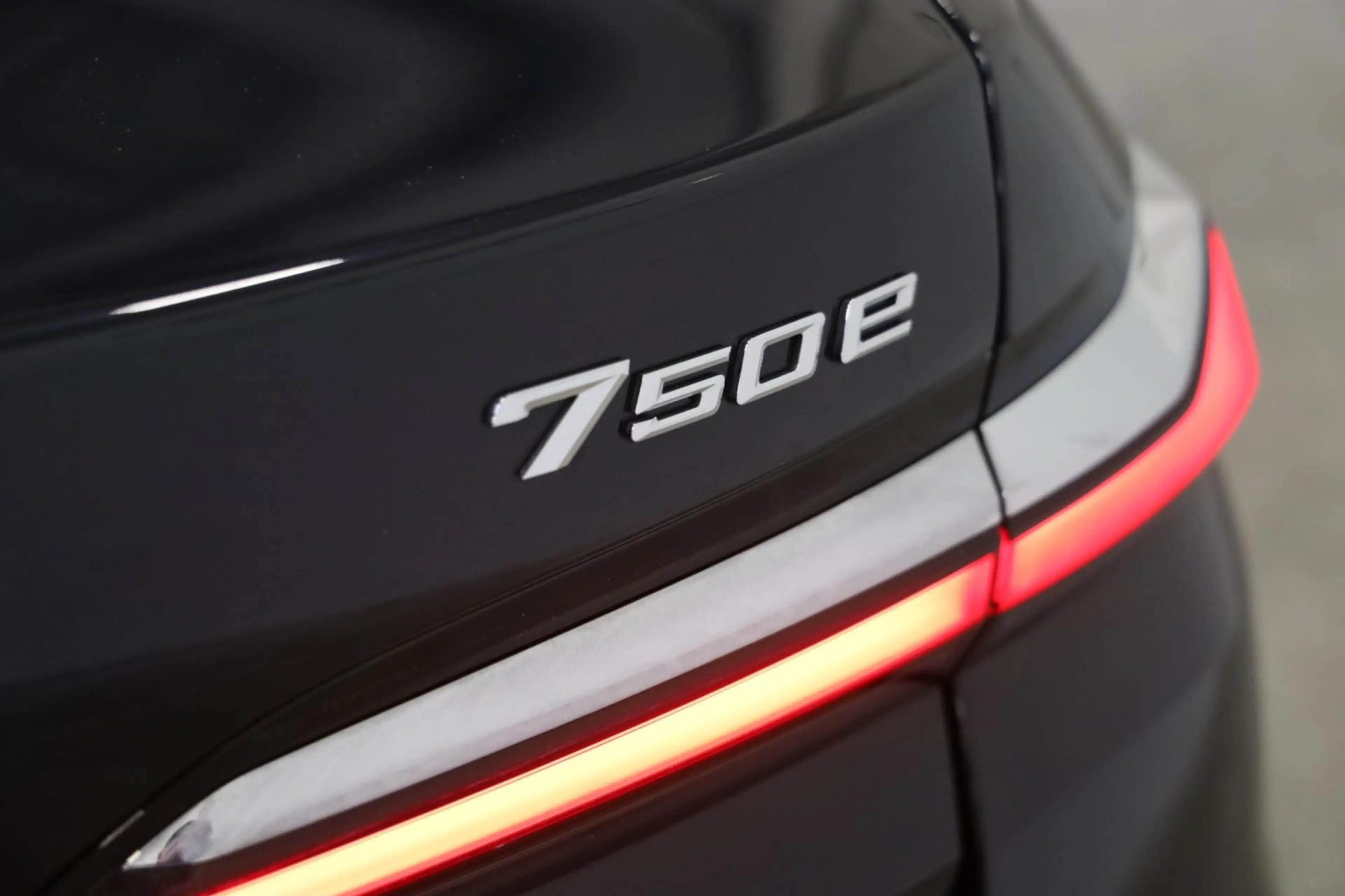 BMW 750 7-serie 750e xDrive Pro M-Sportpakket 2026 LED HUD — photo 8