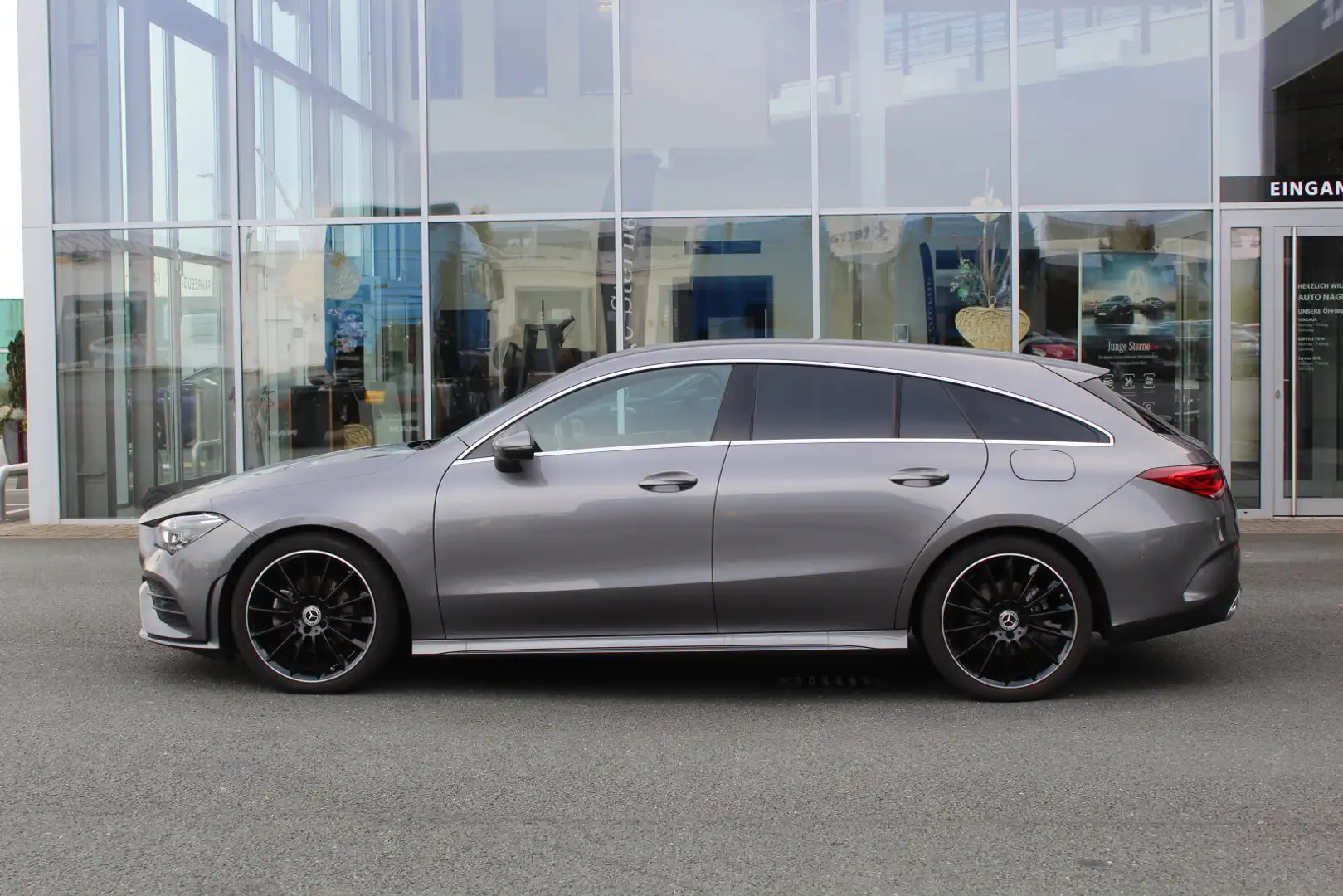 Mercedes-Benz CLA 200 CLA 200 Shooting Brake AMG +AHK+LED+360°-KAMERA+ Grau - 2