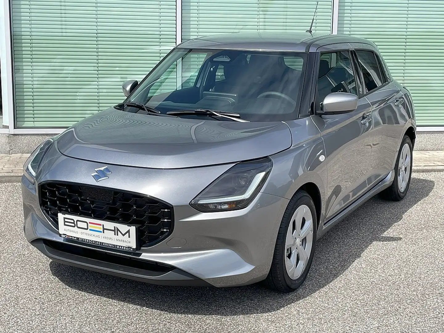 Suzuki Swift 1,2 Hybrid Allgrip Shine Silber - 1