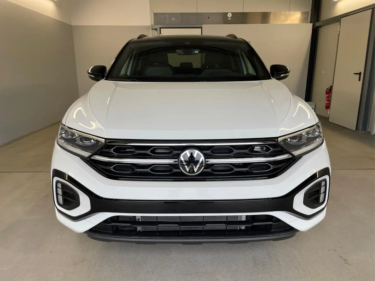 Volkswagen T-Roc R-Line 190PS 4M AHK+Black+Matrix+ACC+Navi 2.0 T... Weiß - 2
